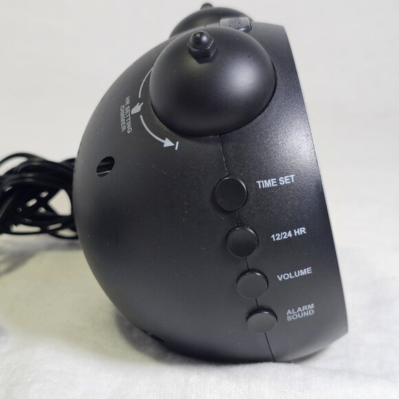 USCCE Loud Dual Vibrating Alarm Clock with Bed Shaker BV188 5V/1A - Picture 4 of 8